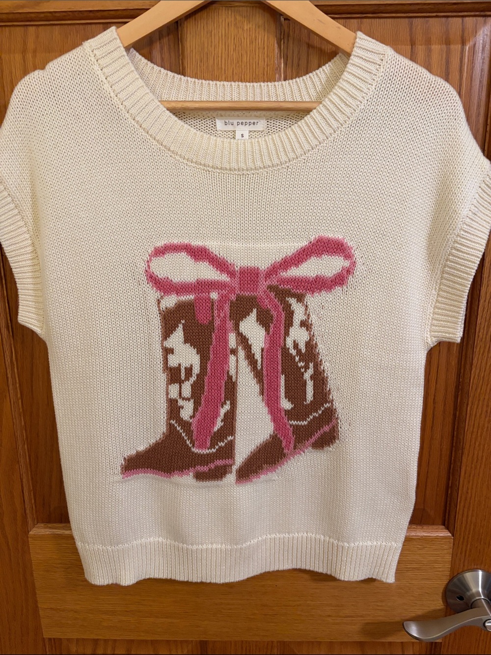 Blu Pepper Cream Knit Sweater Vest Pink Bow Brown Western Boots Cowgirl Sz Small